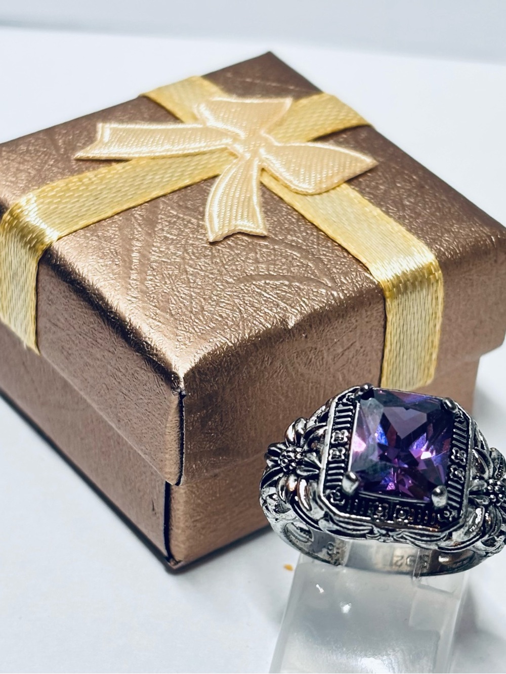 Vintage Style 925 Sterling Silver Purple Cushion Cut Statement Ring Size 6
